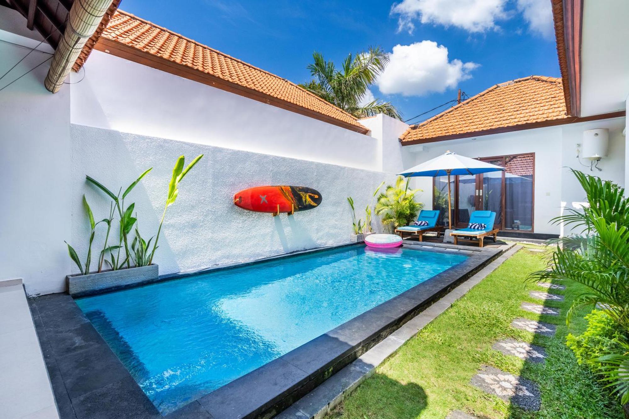 Private In Tropical Pool Wisma tamu