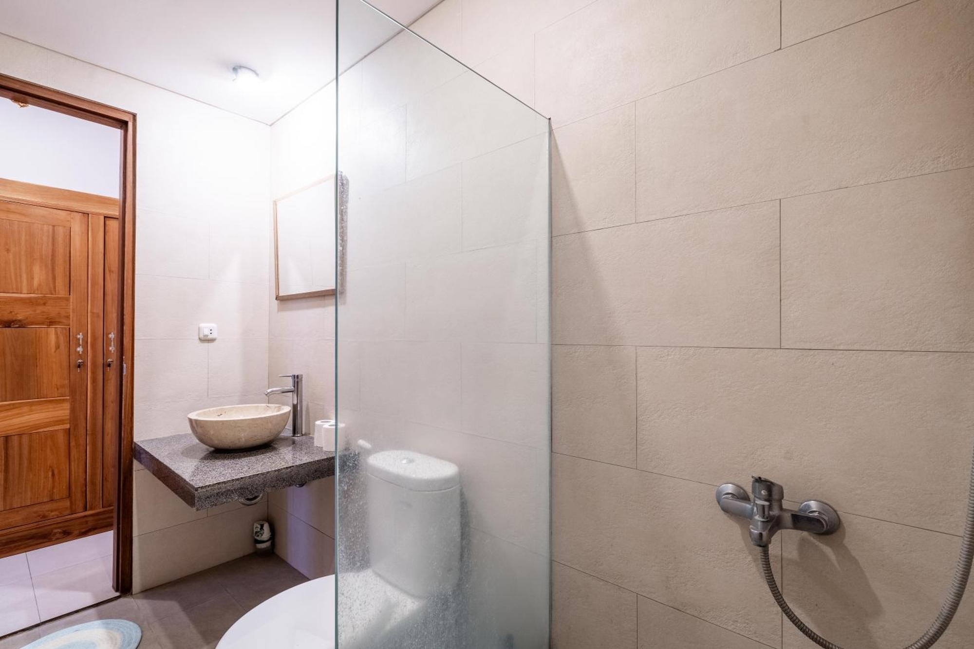 Private In Tropical Pool Seminyak (Bali)